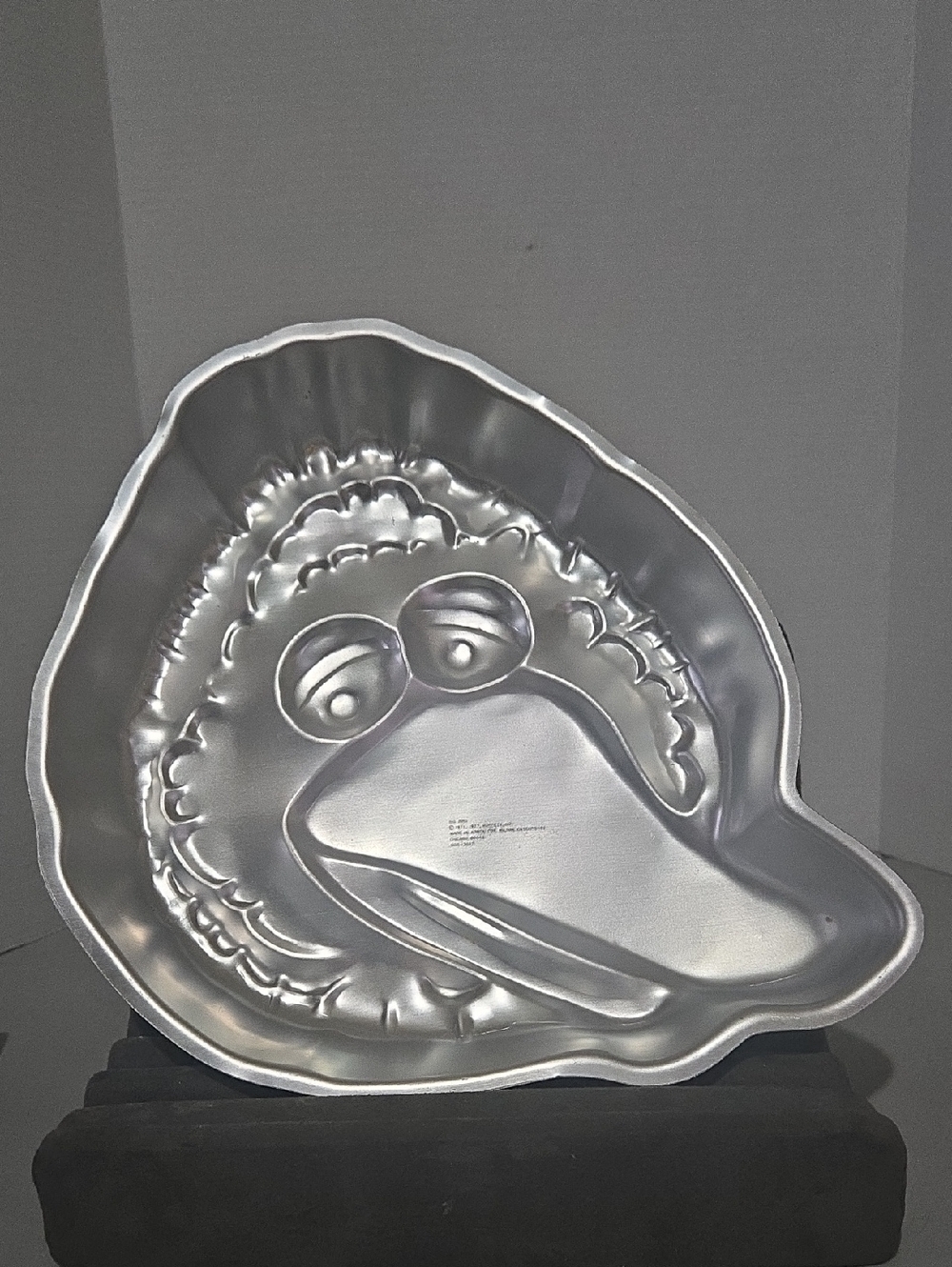 Vinyage Wilton 1977 Big Bird Aluminum Cake Pan
